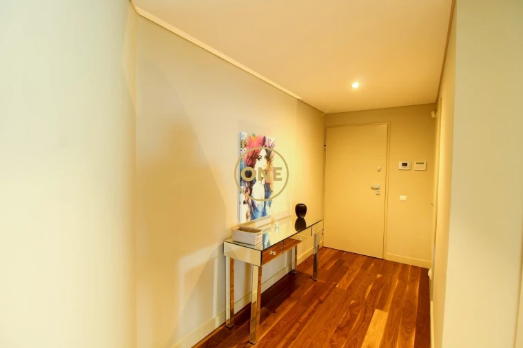 Apartamento T2 para Venda em São Martinho Foto 2