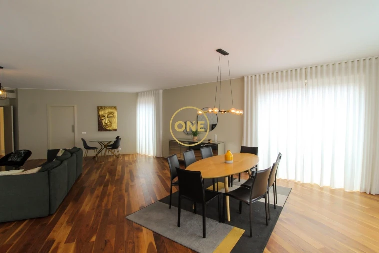 Apartamento T2 para Venda em São Martinho Foto 11