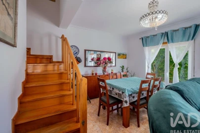 Moradia T3 para Venda em Santa Barbara