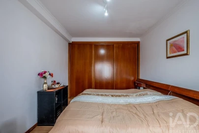 Moradia T3 para Venda em Santa Barbara