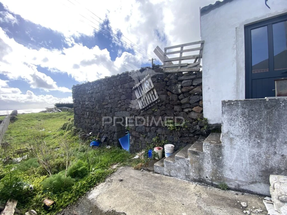 Moradia T2 para Venda em Santo Amaro Foto 3