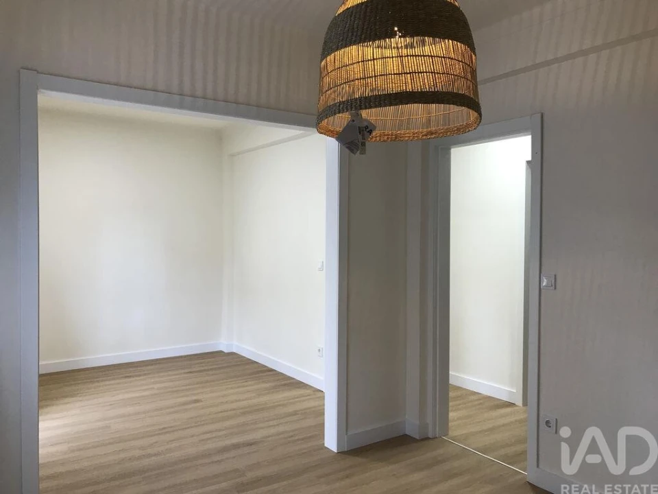 Apartamento T3 para Venda em Sé Nova, Santa Cruz, Almedina e São Bartolomeu Foto 14