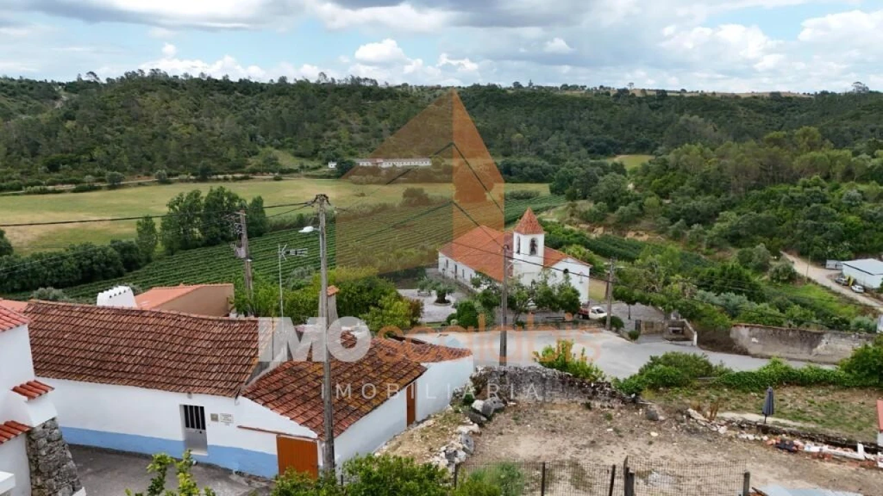 Moradia T5 para Venda em Azoia de Cima e Tremês Foto 29
