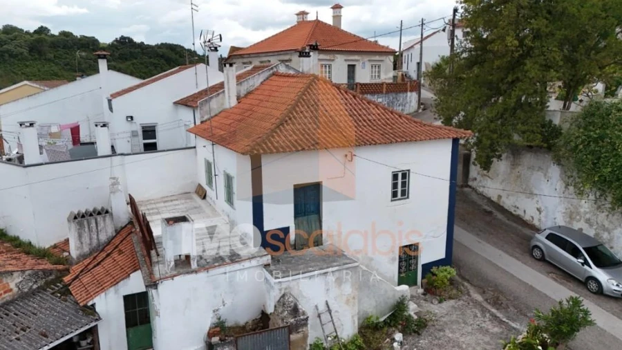 Moradia T5 para Venda em Azoia de Cima e Tremês Foto 22