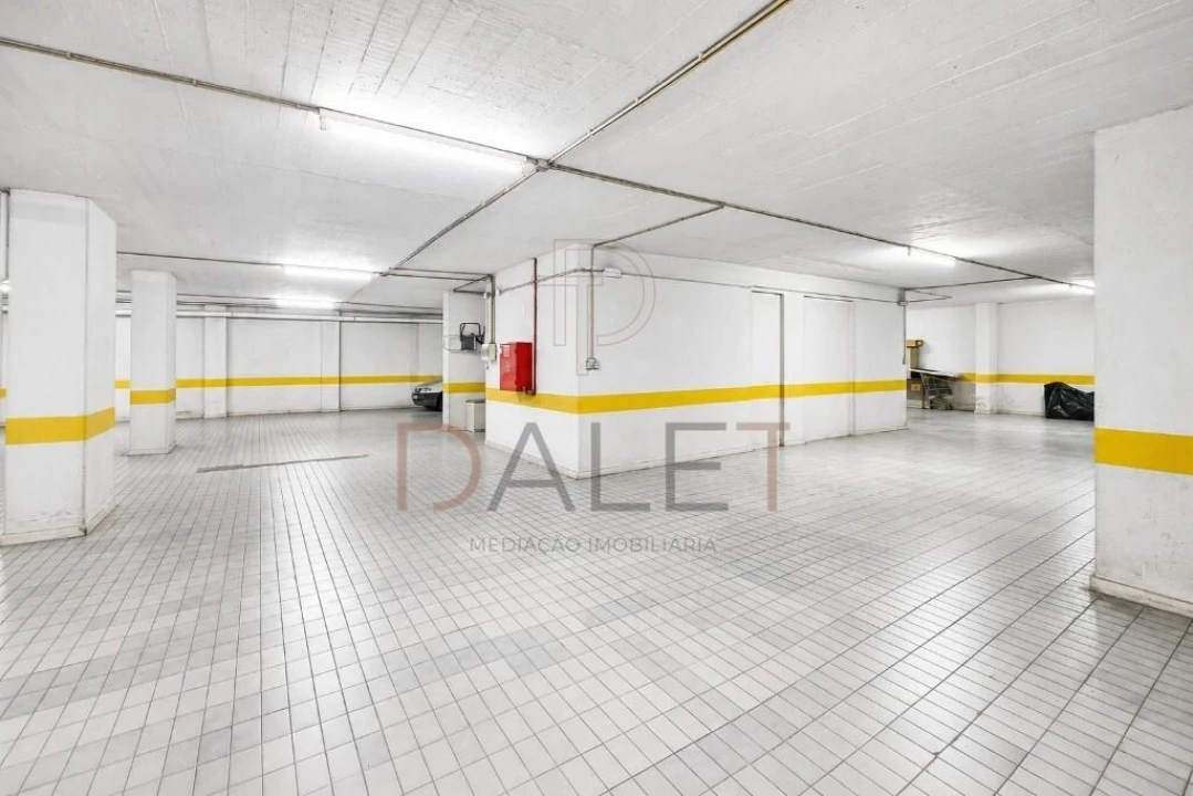 Apartamento T2 para Venda em Algueirão-Mem Martins Foto 20
