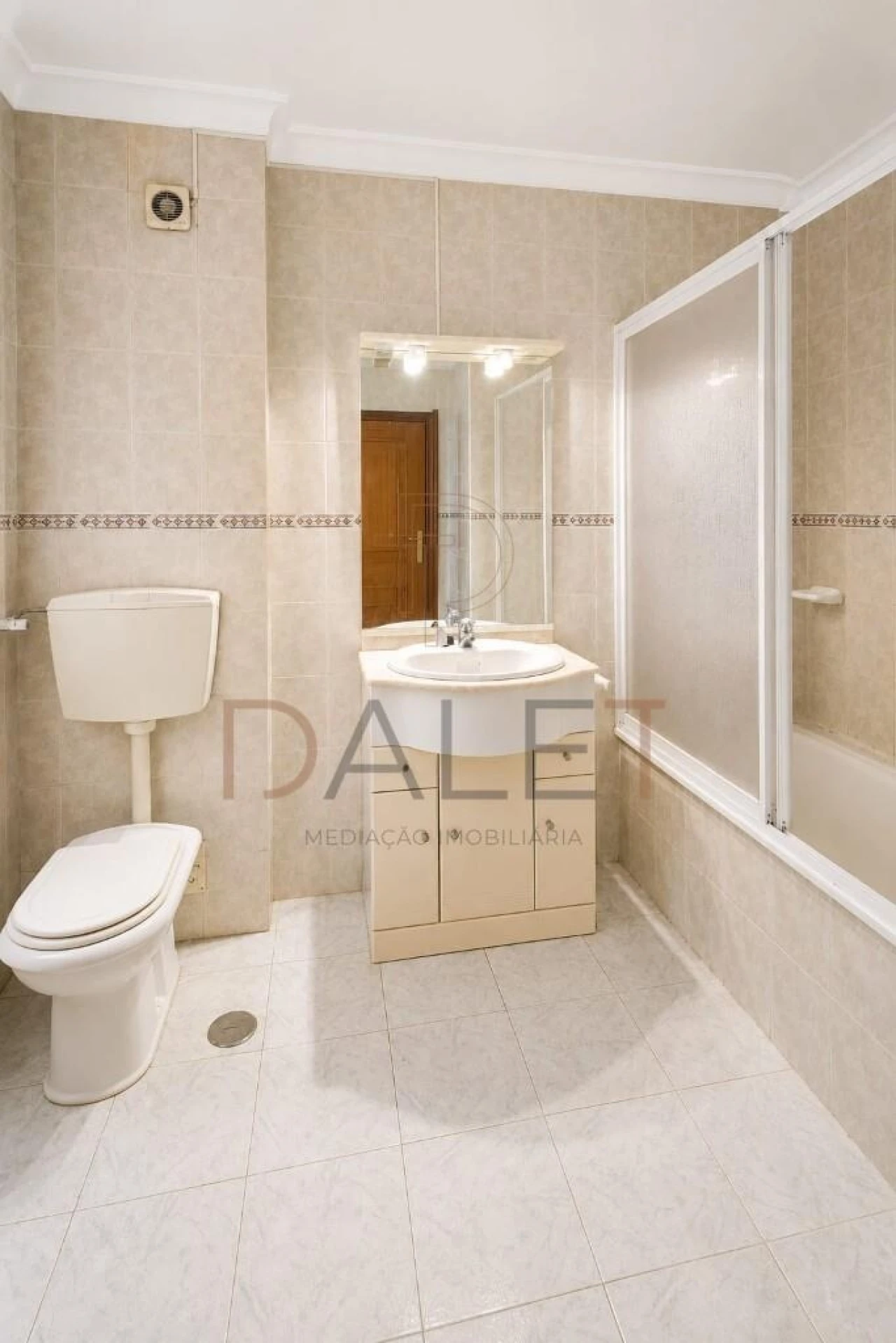 Apartamento T2 para Venda em Algueirão-Mem Martins Foto 9