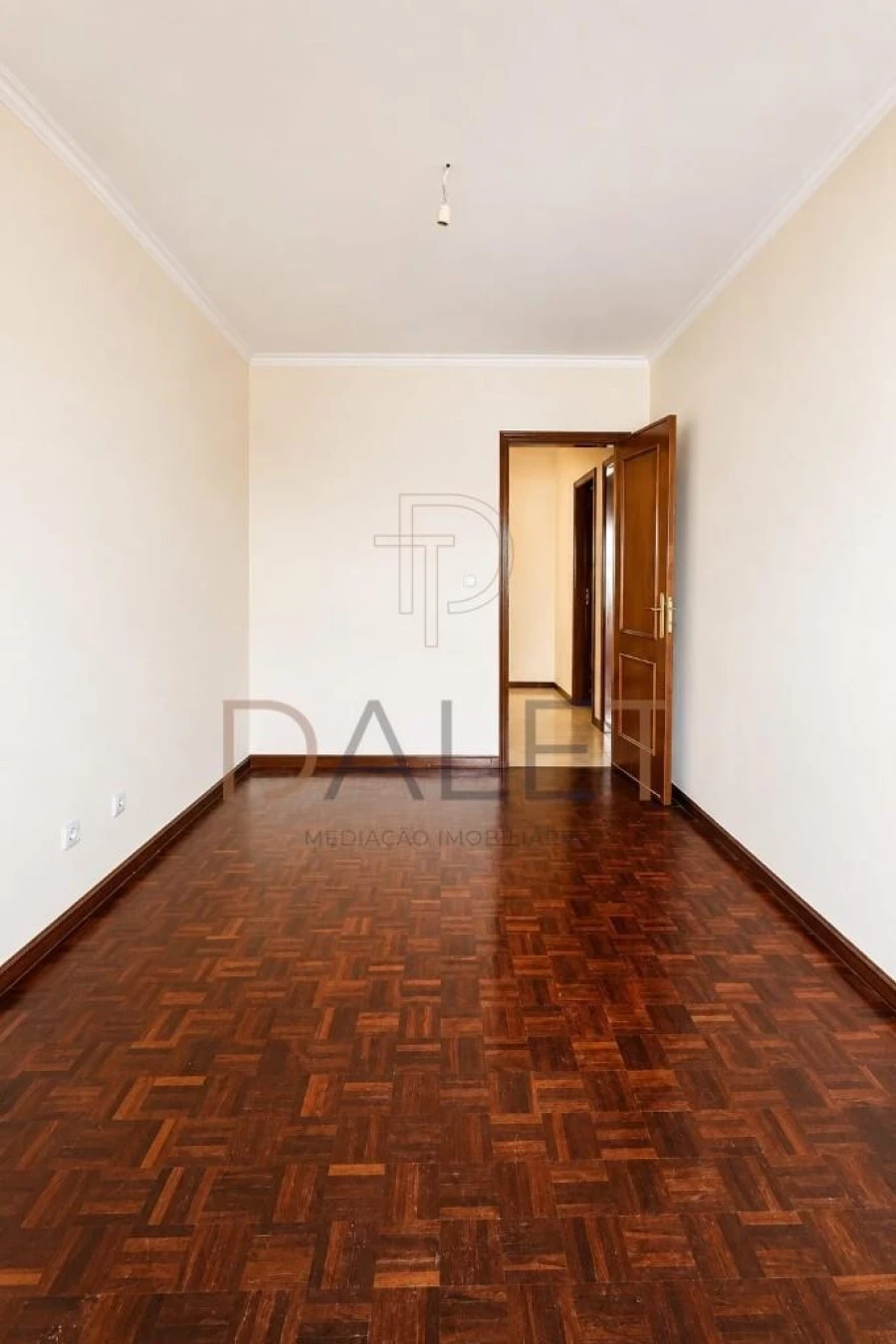 Apartamento T2 para Venda em Algueirão-Mem Martins Foto 16
