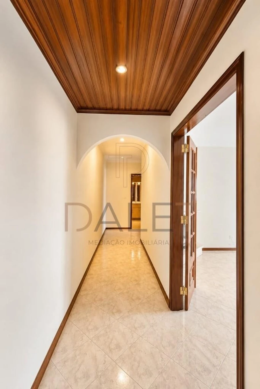 Apartamento T2 para Venda em Algueirão-Mem Martins Foto 12