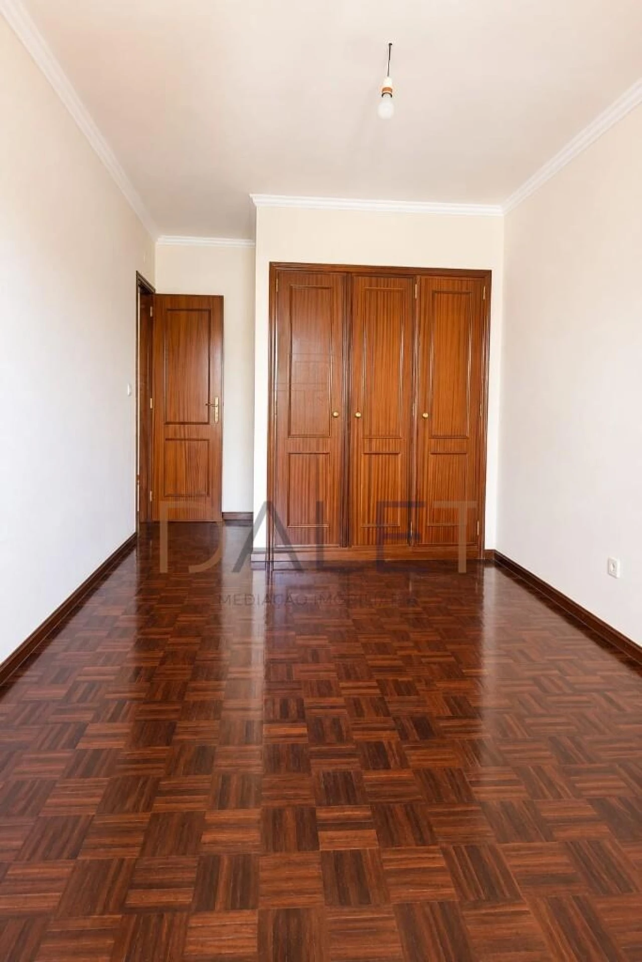 Apartamento T2 para Venda em Algueirão-Mem Martins Foto 15