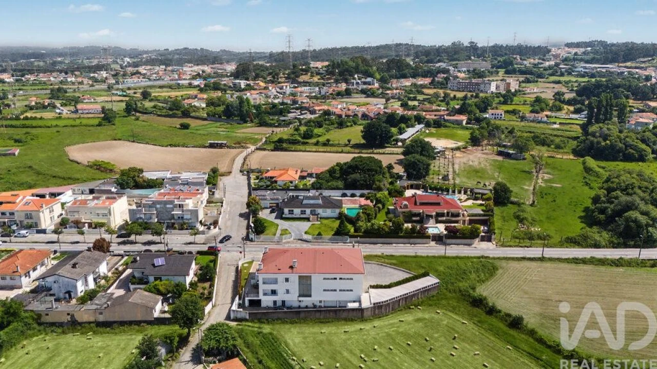 Loja para Arrendamento em Nogueira e Silva Escura Foto 10