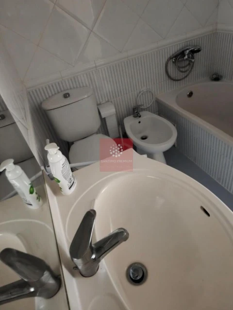Apartamento T2 para Venda em Venteira