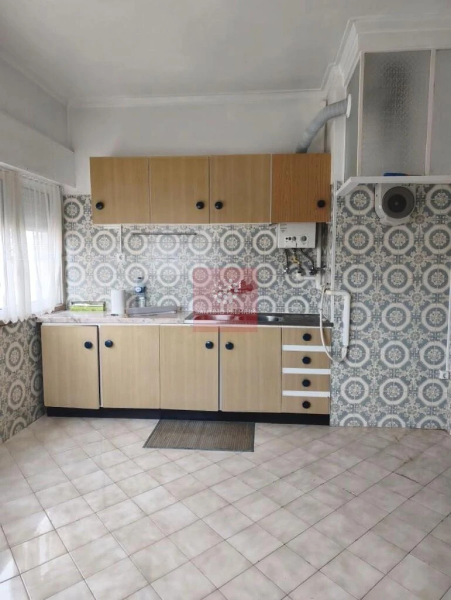 Apartamento T2 para Venda em Venteira Foto 7
