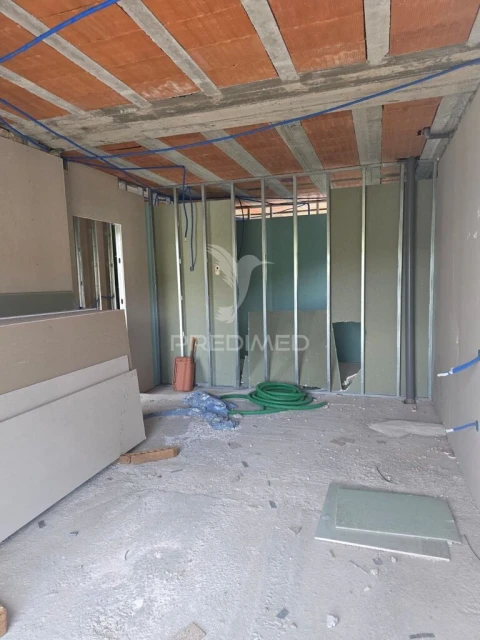 Moradia T3 para Venda em Revelhe