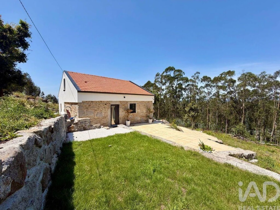 Moradia T2 para Venda em Vila de Punhe Foto 7