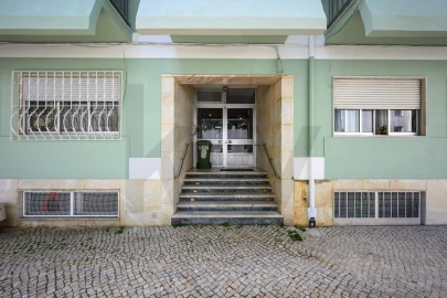 Loja para Venda em São Domingos de Benfica