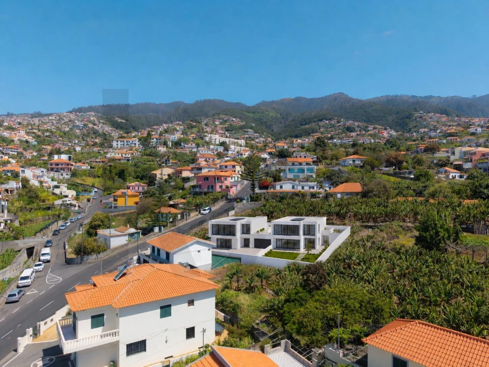 Moradia T3 para Venda em São Roque Foto 9