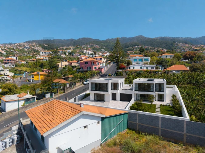 Moradia T3 para Venda em São Roque Foto 17