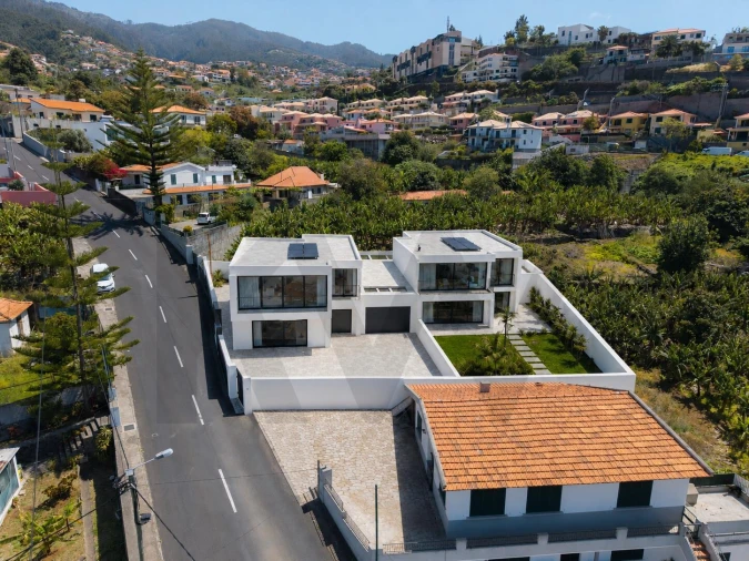 Moradia T3 para Venda em São Roque Foto 16