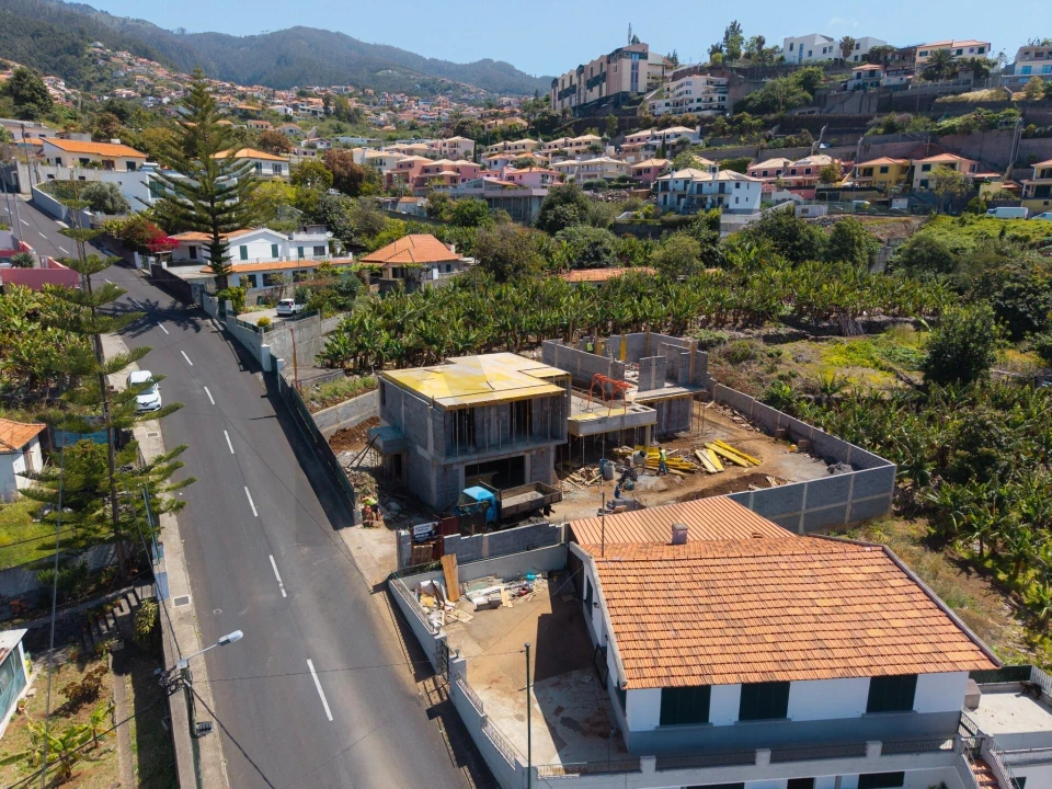 Moradia T3 para Venda em São Roque Foto 19