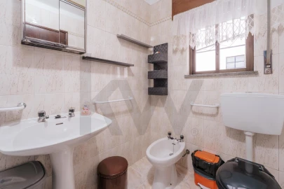 Moradia T3 para Venda em Lavegadas