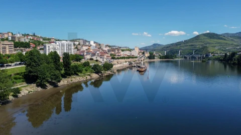 Apartamento T3 para Venda em Peso da Régua e Godim