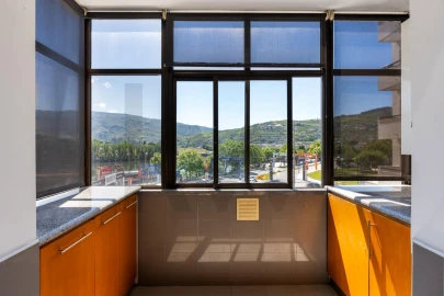 Apartamento T3 para Venda em Peso da Régua e Godim