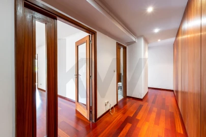 Apartamento T3 para Venda em Peso da Régua e Godim