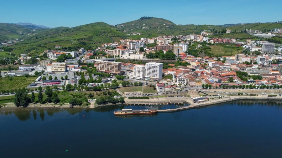 Apartamento T3 para Venda em Peso da Régua e Godim Foto 24