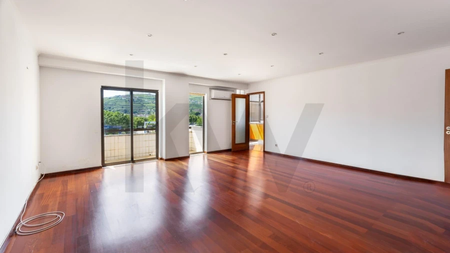 Apartamento T3 para Venda em Peso da Régua e Godim