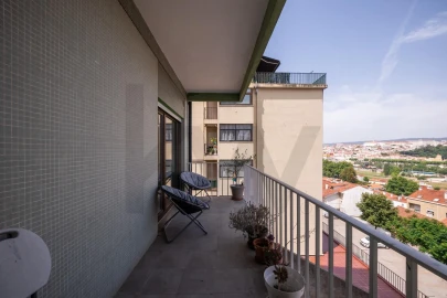 Apartamento T4 para Venda em Eiras e São Paulo de Frades