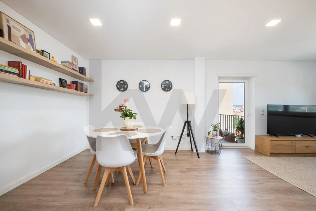 Apartamento T4 para Venda em Eiras e São Paulo de Frades Foto 4