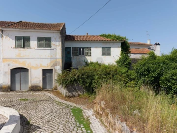 Quinta T3 para Venda em Maiorga
