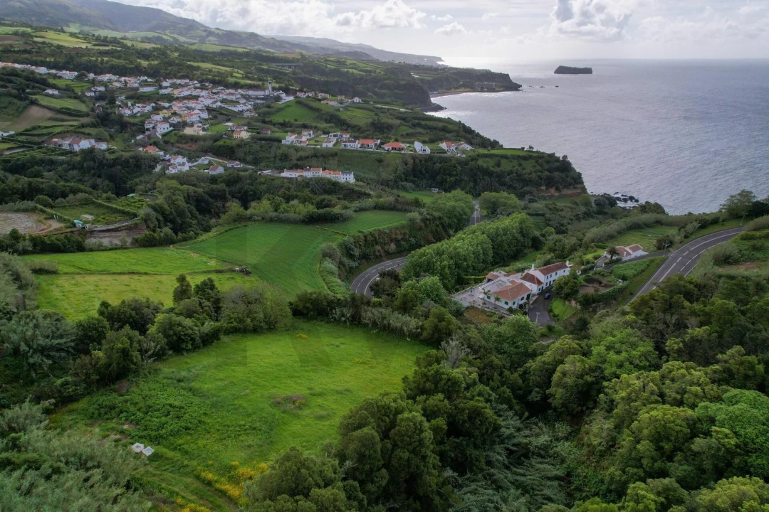 Terreno para Venda em Ribeira Chã Foto 5