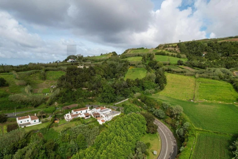 Terreno para Venda em Ribeira Chã Foto 9