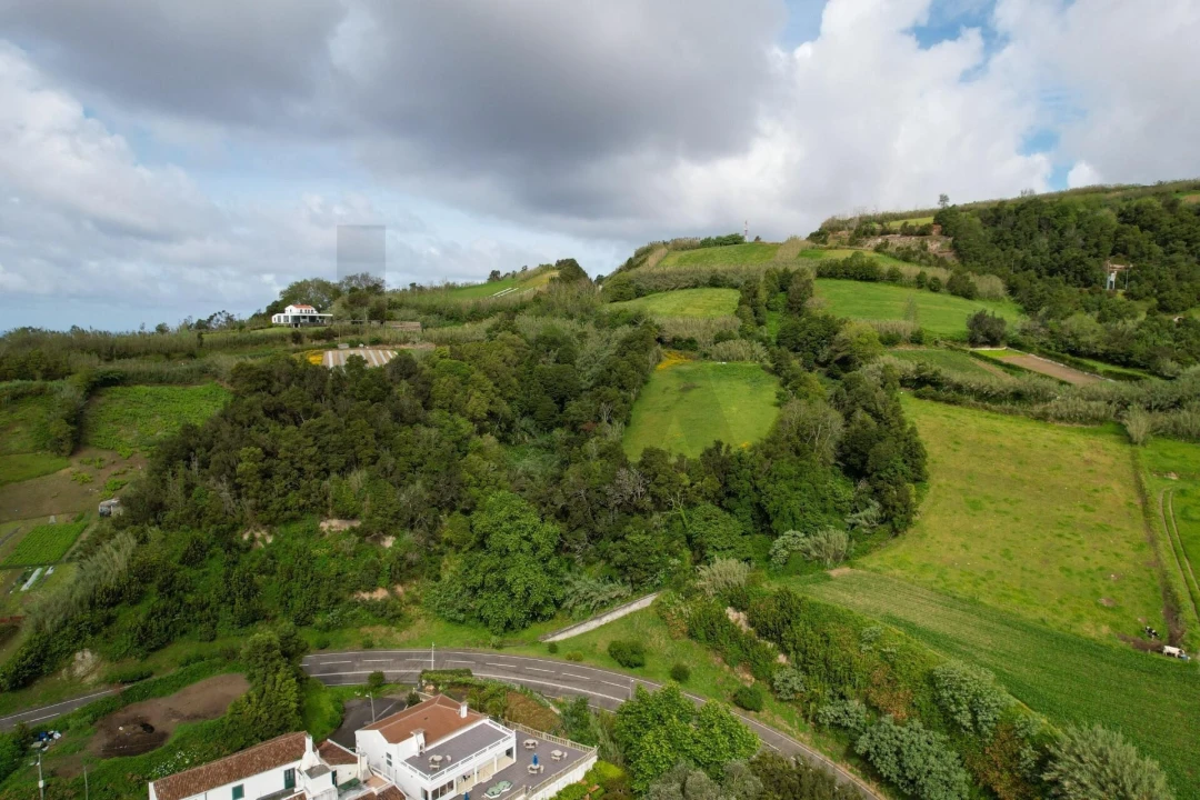 Terreno para Venda em Ribeira Chã Foto 10