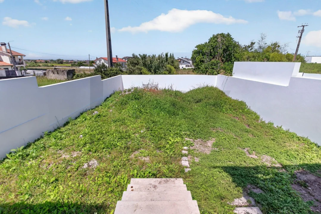 Moradia T2 para Venda em São Bernardo Foto 27