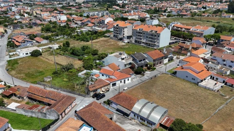 Moradia T2 para Venda em São Bernardo