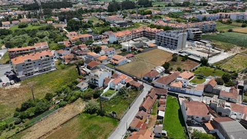 Moradia T2 para Venda em São Bernardo