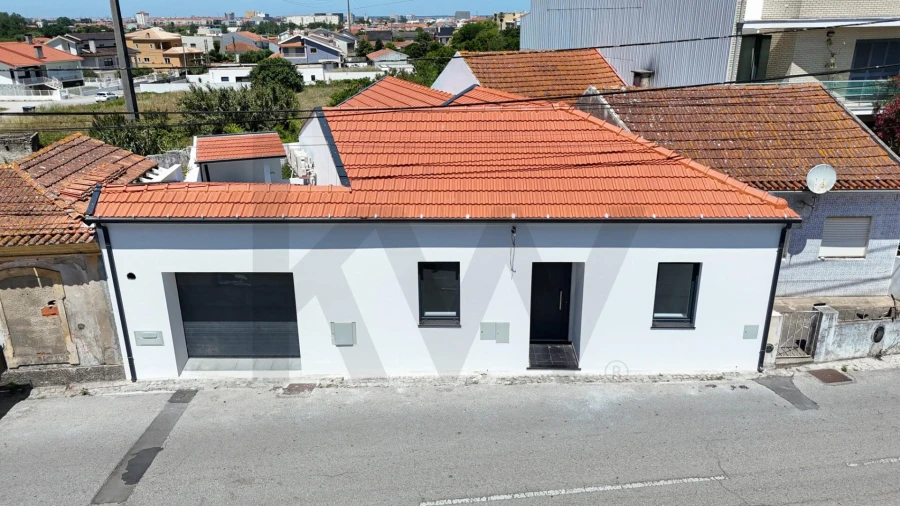 Moradia T2 para Venda em São Bernardo