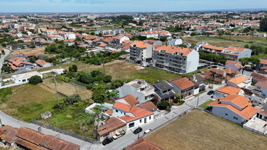 Moradia T2 para Venda em São Bernardo Foto 32