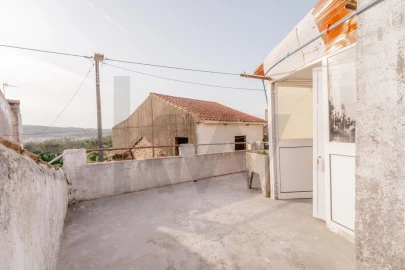 Moradia T2 para Venda em Lamas