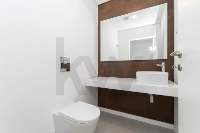 Apartamento T5 para Venda em Carnaxide e Queijas