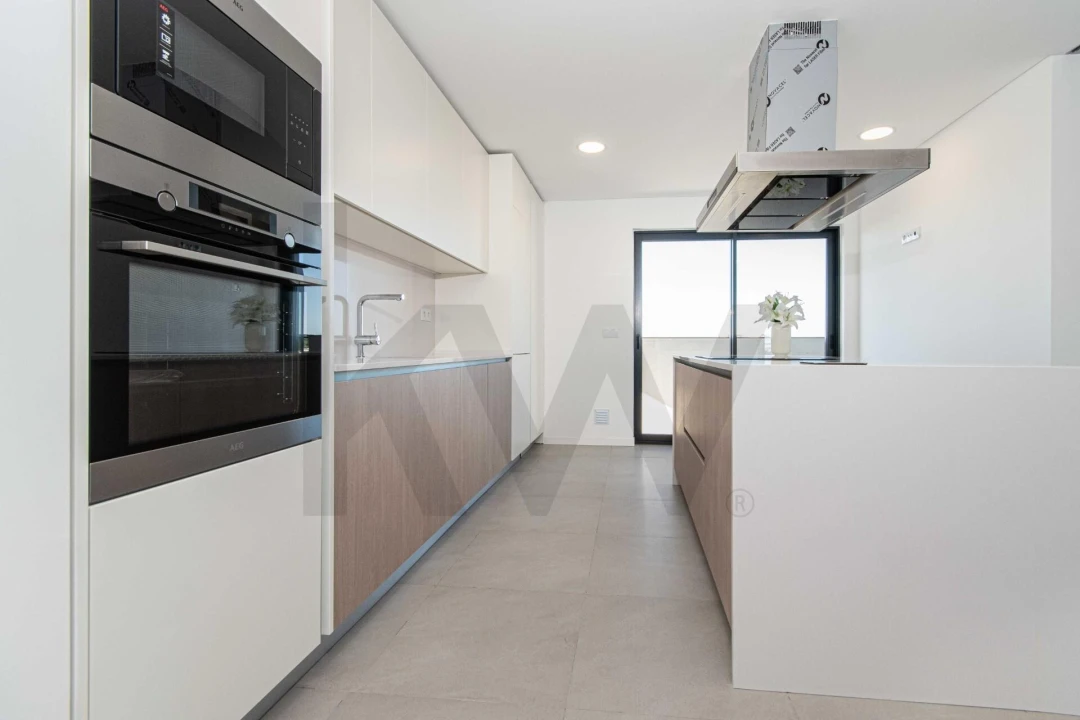 Apartamento T5 para Venda em Carnaxide e Queijas Foto 6