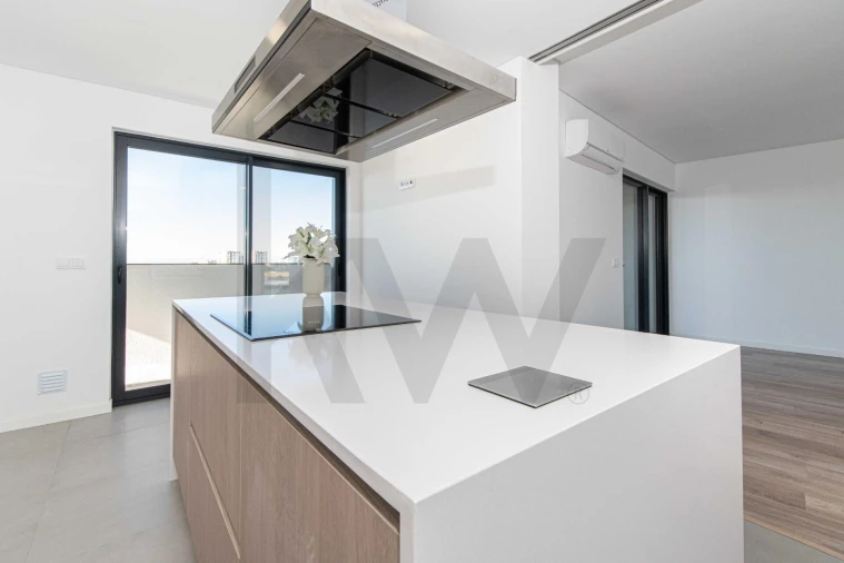 Apartamento T5 para Venda em Carnaxide e Queijas Foto 7