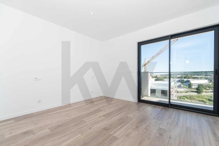 Apartamento T5 para Venda em Carnaxide e Queijas Foto 15