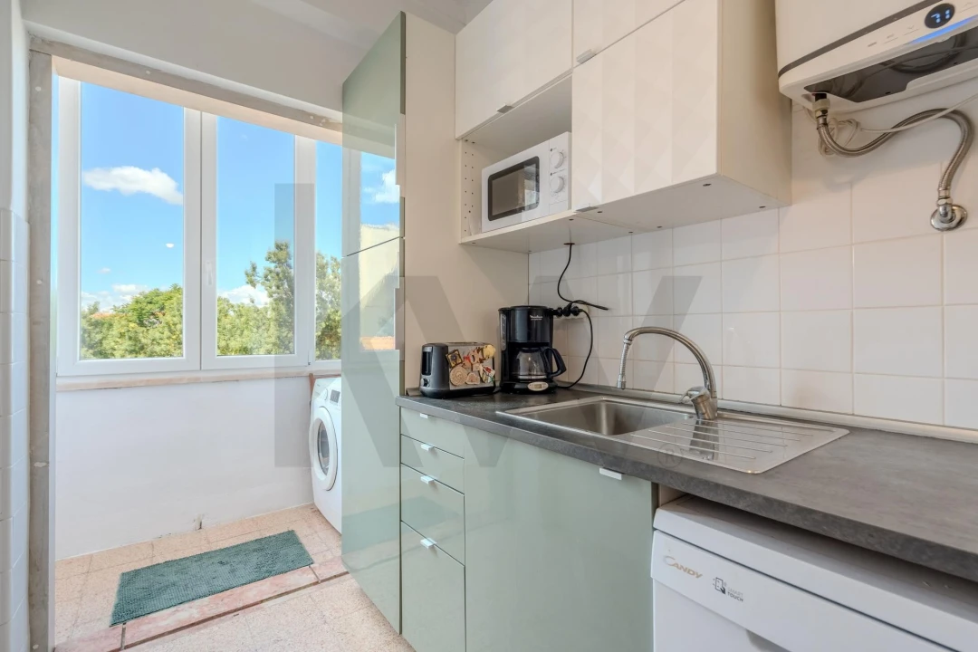 Apartamento T1 para Venda em Parque das Nações Foto 14