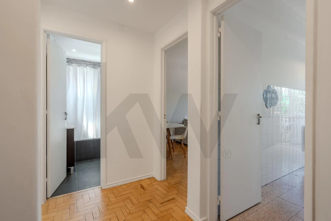 Apartamento T1 para Venda em Parque das Nações Foto 17