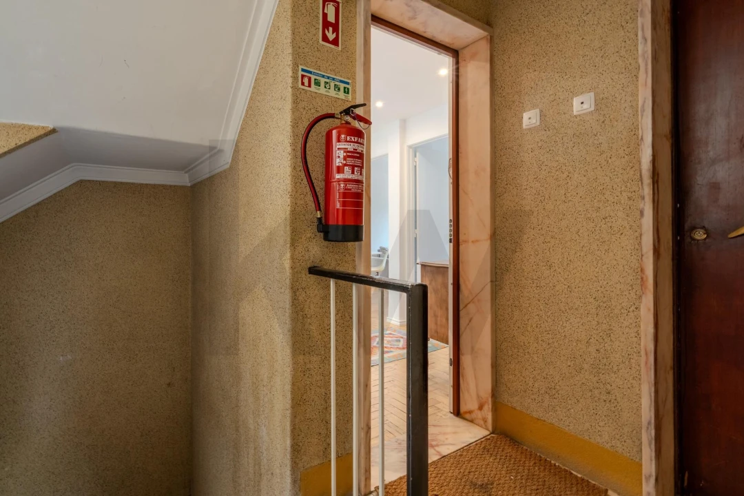 Apartamento T1 para Venda em Parque das Nações Foto 27