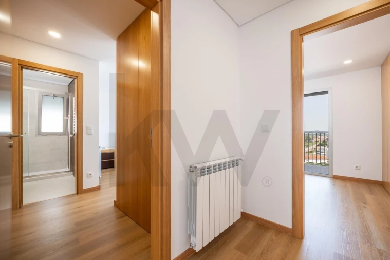Apartamento T3 para Venda em São Martinho do Bispo e Ribeira de Frades Foto 17