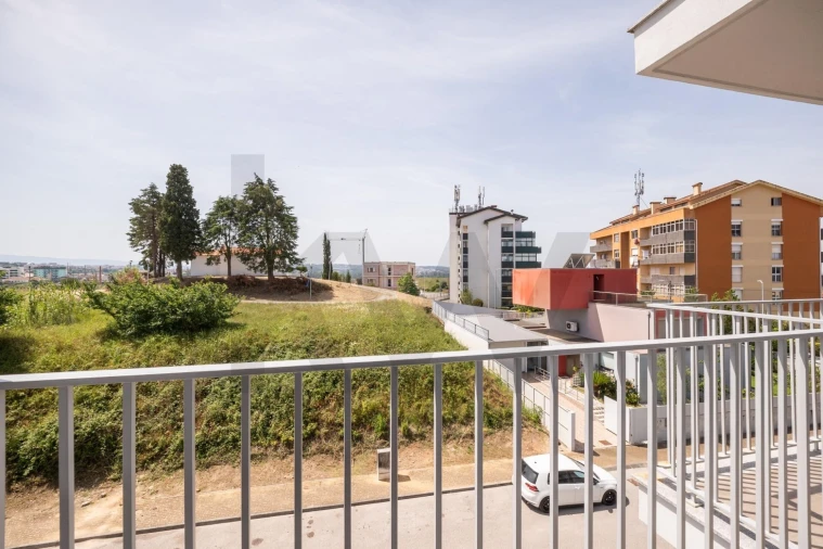 Apartamento T3 para Venda em São Martinho do Bispo e Ribeira de Frades Foto 29